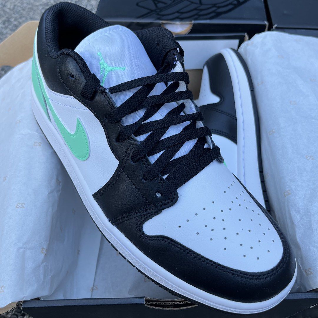 JORDAN 1 LOW “GREEN GLOW” (Category: Casual Shoes) located in Manila. Submitted by AauuStin (Listing ID 1470528868, Image 2). Description: •Size 10.5 •Brand New.