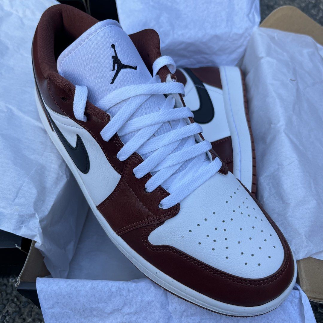 JORDAN 1 LOW SE “DARK PONY” (Category: Casual Shoes) located in Manila. Submitted by AauuStin (Listing ID 1470528467, Image 2). Description: •Size 10.5 •Brand New .