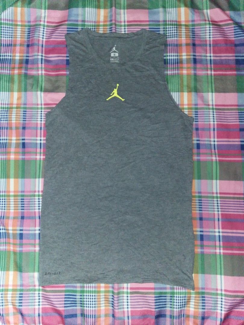 JORDAN DRIFIT TANK TOP (Category: Activewear) located in Cebu City. Submitted by imbapicker (Listing ID 1470488363, Image 1). Description: JORDAN DRIFIT TANK TOP SIZE SMALL 17.5" LENGTH 28" EXCELLENT CONDITION NO ISSUE 550 +SHIPP DM IF INTERESTED 📩 LOCATION LAPU-LAPU CITY.