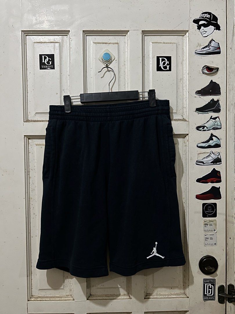 Jordan Jumpman Black Athletic Shorts (Category: Shorts) located in Pasay City. Submitted by deguzmanjay (Listing ID 1470374076, Image 1). Description: - Color: Black with white Jumpman logo on left leg - Material: Thick, warm, sweatpants-like fabric - Fit: Elastic waistband with internal drawstrings - Pockets: Deep side pockets on both sides - Condition: Clean, well-kept, no flaws or stains - Best for: Daily casual wear or gym workouts.