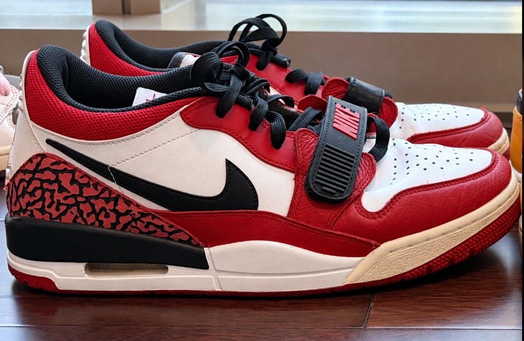 Jordan Legacy 312 Chicago (Category: Casual Shoes) located in Taguig. Submitted by noblephoenix_e3fda3 (Listing ID 1470453996, Image 1). Description: These shoes are like new, barely worn (9/10 condition). They were bought in the US, and are size EU 44.5/US 10.5. I am open to negotiation. .