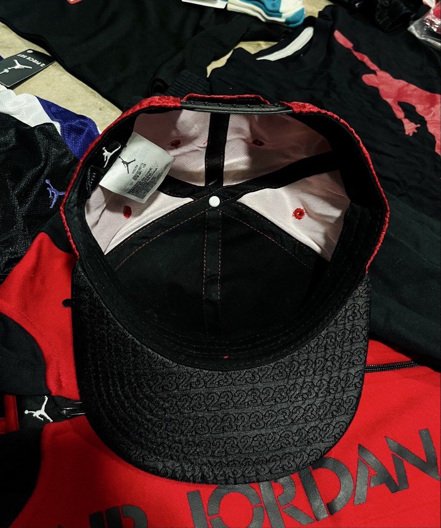 Jordan Metallic Logo AOP Snapback Cap (Category: Babies & Kids Fashion) located in Navotas City. Submitted by y2kikaystuff (Listing ID 1470361713, Image 2). Description: Jordan Metallic Logo AOP Snapback Cap Youth size 4-9 years old Brand new and Authentic From Japan 700 only Pm me.