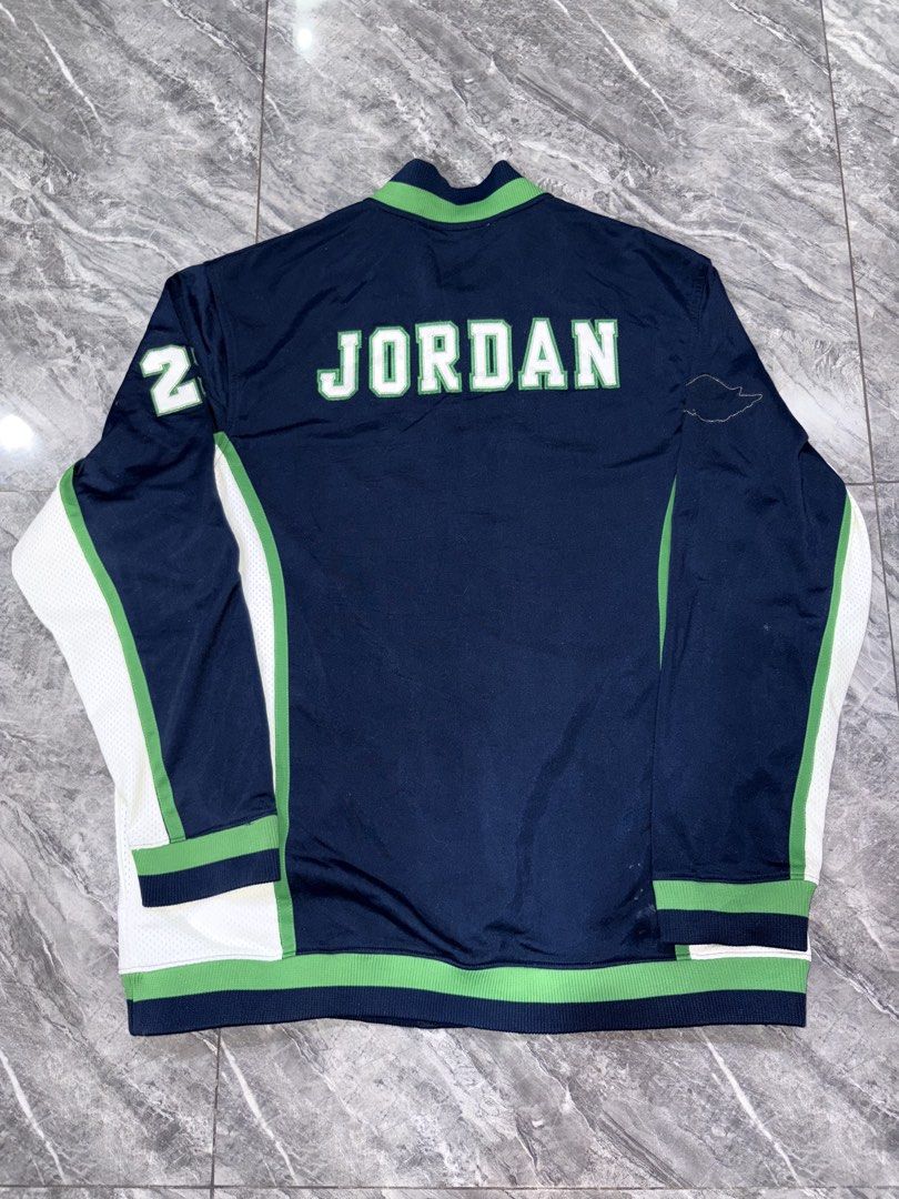 JORDAN VINTAGE JACKET (Category: Coats, Jackets and Outerwear) located in Pasay City. Submitted by maads (Listing ID 1470426457, Image 2). Description: SIZE LARGE FITS XL W 24.5 X L 30.5 GOOD CONDITION.