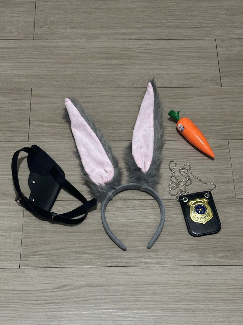 Judy Hopps Zootopia Costume Accessory Set (Category: Character Goods) located in Mandaluyong City. Submitted by lexterrr (Listing ID 1470500709, Image 1). Description: IMPORTANT: I’ll still be using these on Saturday, Oct. 31, so they’ll only be available for pickup starting Sunday, Nov. 1. Pickup available around Sunday afternoon until 7 PM before my next Halloween party lol Selling my Judy Hopps costume props — perfect if you’re putting togethe