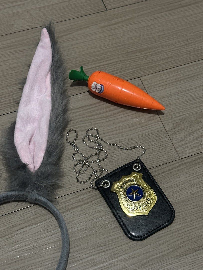 Judy Hopps Zootopia Costume Accessory Set (Category: Character Goods) located in Mandaluyong City. Submitted by lexterrr (Listing ID 1470500709, Image 2). Description: IMPORTANT: I’ll still be using these on Saturday, Oct. 31, so they’ll only be available for pickup starting Sunday, Nov. 1. Pickup available around Sunday afternoon until 7 PM before my next Halloween party lol Selling my Judy Hopps costume props — perfect if you’re putting togethe