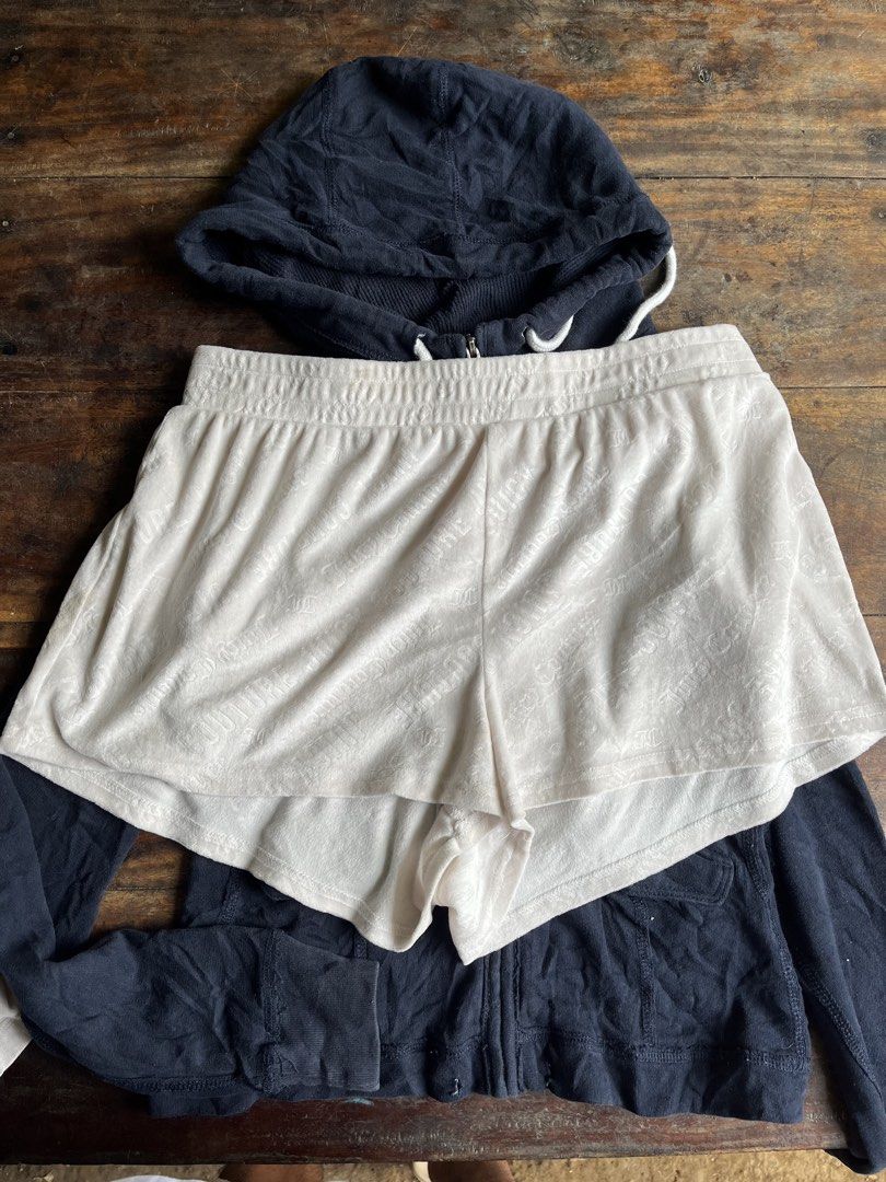 Juicy couture (Category: Shorts) located in Orani. Submitted by jhnrwthrift. (Listing ID 1470494075, Image 1). Description: Juicy couture Size L on tag No issue 300+sf.