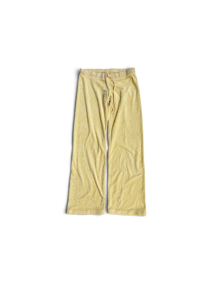 Juicy Couture Set Bundle (Category: Sets or Coordinates) located in Tanauan. Submitted by procidenstella (Listing ID 1470413487, Image 3). Description: -slight defect (you can remove it) .