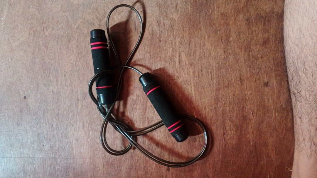 Jumping rope (Category: Cardio & Fitness Machines) located in Manila. Submitted by beveragedj77 (Listing ID 1470533884, Image 2). Description: .