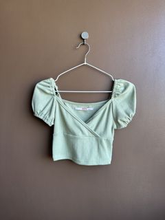 (Category: ) located in . Submitted by afterglowpreloved (Listing ID 1470459903, Image 1). Description: .