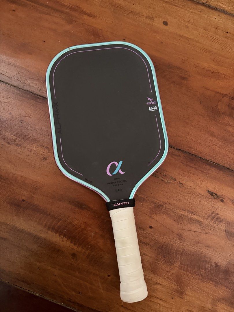 Kamito Alpha-X Blue Pink (Category: Racket and Ball Sports) located in Manila. Submitted by chnlcmp (Listing ID 1470397075, Image 2). Description: rfs: will upgrade No leather case issues: - light paint chips near the throat - scartches on the upper edge pm for more info.
