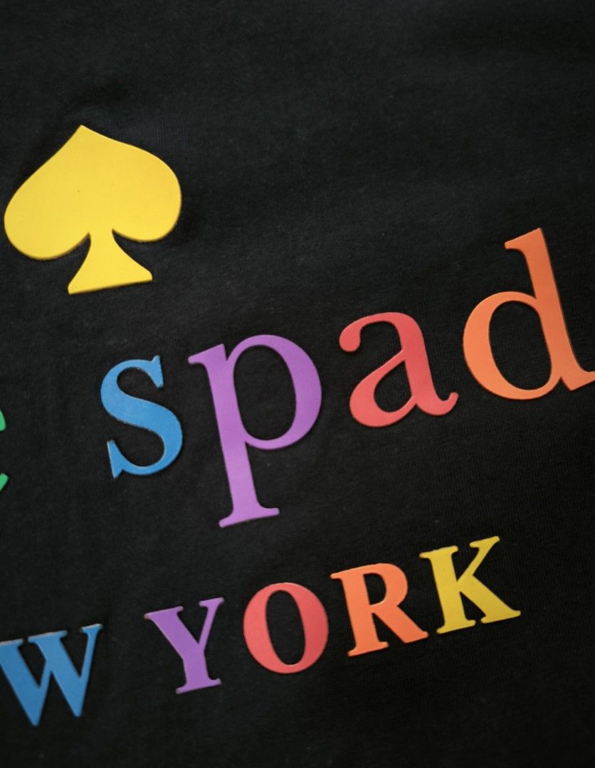 Kate Spade shirt 🌈 (Category: Tshirts & Polo Shirts ) located in Manila. Submitted by wearforce (Listing ID 1470501124, Image 2). Description: Kate Spade shirt 🌈 color: Navy blue fit: L-XL color rate 9/10 in good condition 600 + sf.