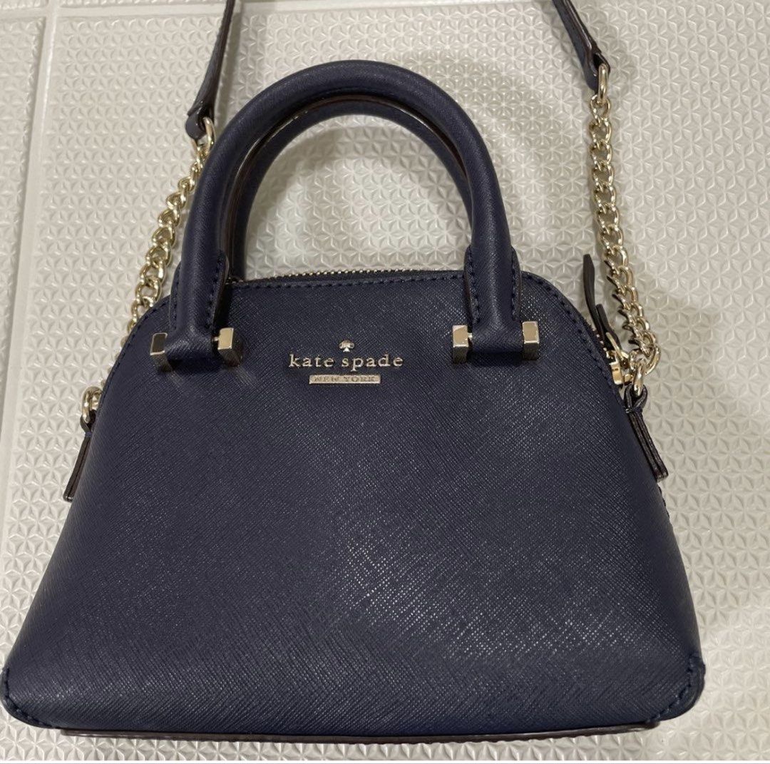 Kate Spade Slingbag (Category: Cross-body Bags) located in Manila. Submitted by swift_tiny_treasure (Listing ID 1470459805, Image 3). Description: .
