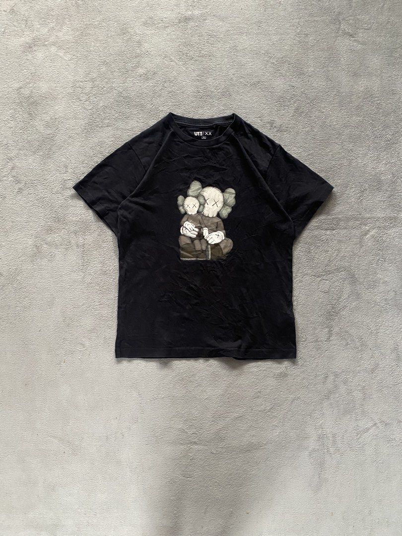 Kaws x Uniqlo Shirt (Category: Tshirts & Polo Shirts ) located in Ozamiz City. Submitted by thriftnikael (Listing ID 1470511042, Image 1). Description: width: 19 length: 25.5 size: small Color rate: 10/10 Condition: 10/10 Issue: n/a.