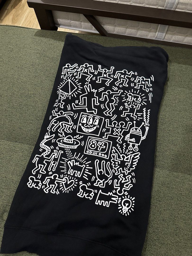 Keith Haring Hoodie (Category: Coats, Jackets and Outerwear) located in San Fernando. Submitted by bacondeals (Listing ID 1470541354, Image 2). Description: Used but in good condition Keith Haring H&M Hoodie Size XL 600 only!.
