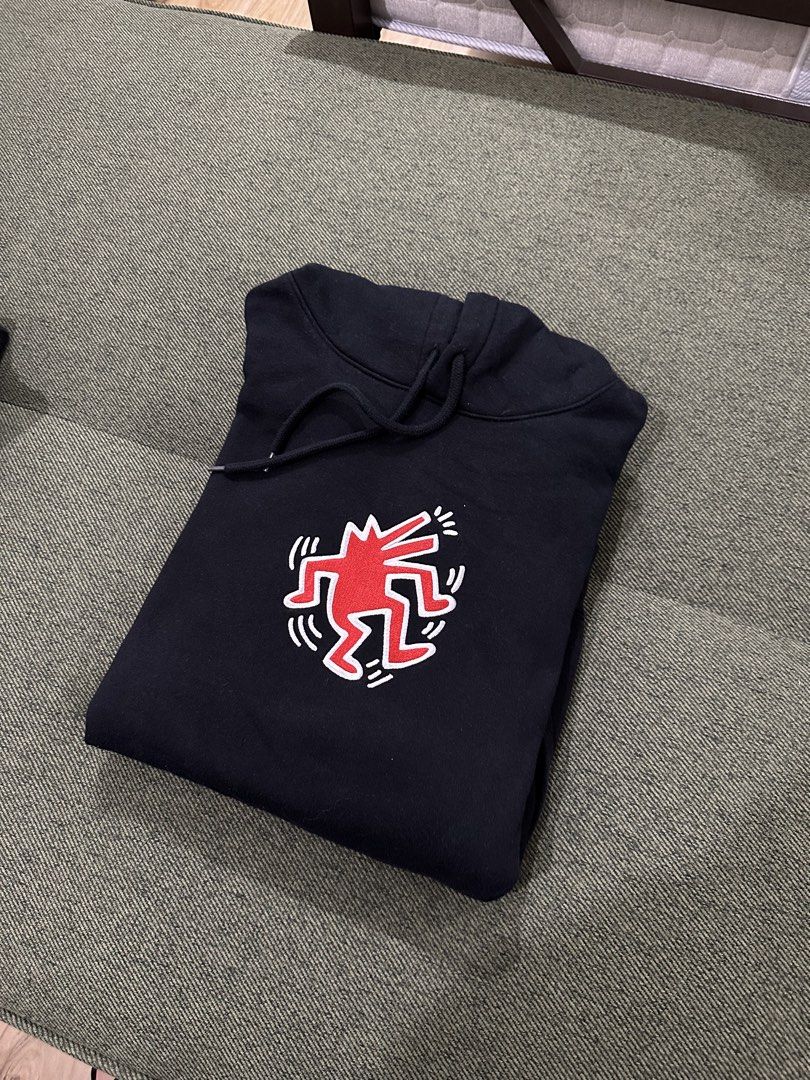 Keith Haring Hoodie (Category: Coats, Jackets and Outerwear) located in San Fernando. Submitted by bacondeals (Listing ID 1470541354, Image 1). Description: Used but in good condition Keith Haring H&M Hoodie Size XL 600 only!.