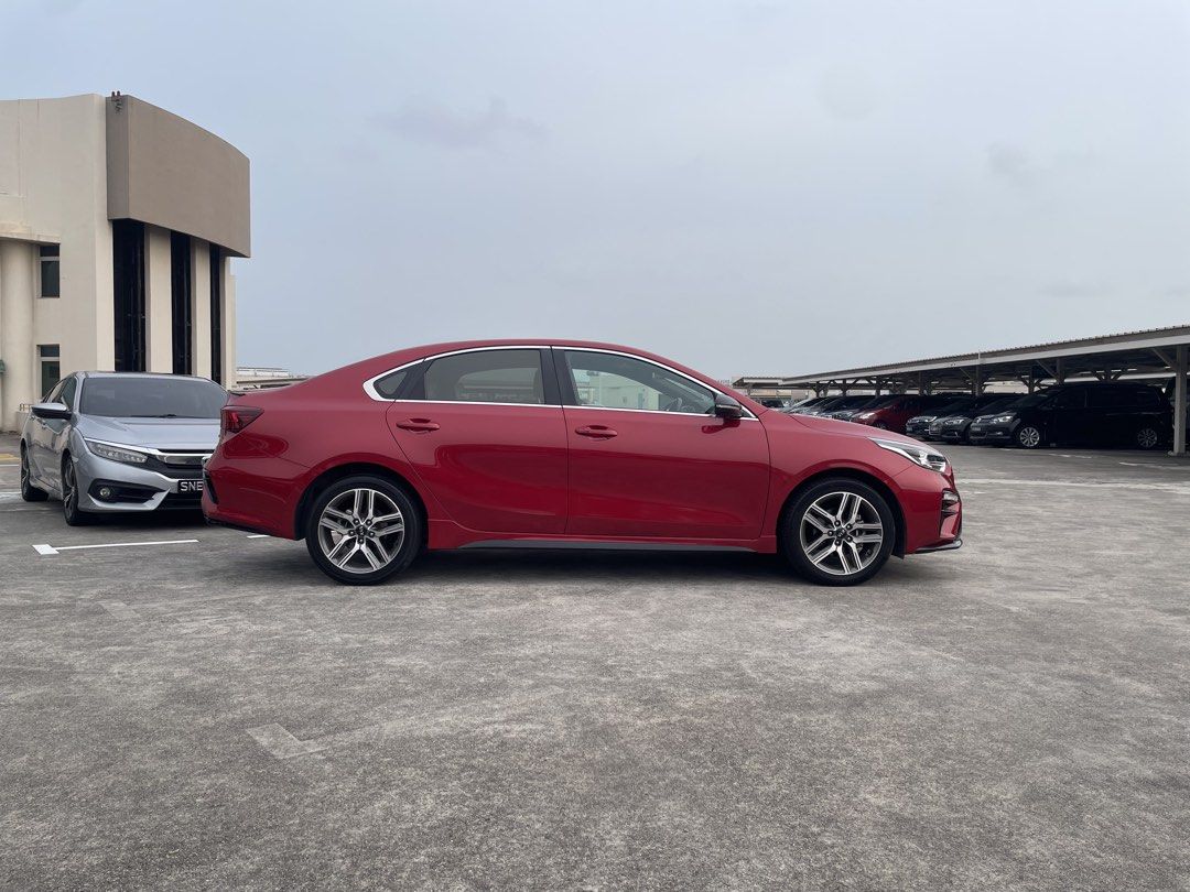 Kia Cerato 1.6 GT Line (A) (Category: Used Cars) located in Singapore. Submitted by axonautomobile (Listing ID 1469460073, Image 3). Description: 1.3k Monthly with ~10K downpay High PARF take back ~10K before body 1.6L Gamma MPi engine producing combined 126bhp and 155nm of torque, powerful and responsive 6-speed AT, Front WD LED Headlights and DRL, Paddle shifters, Keyless entry, Keyless engine start/stop, Multi-zone & rear aircon, Sunroof, Driv
