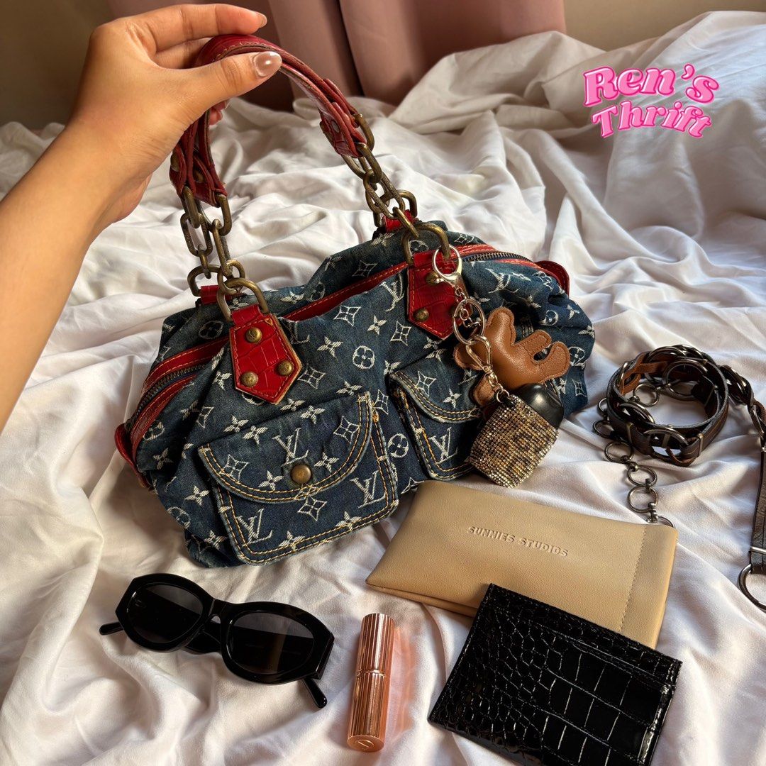 Kili bags ( New collection ) (Category: Shoulder Bags) located in Zamboanga. Submitted by rthrift22 (Listing ID 1470551973, Image 2). Description: New collection ✨ Pm me for more info or kindly check my fb page @Ren’s Thrift.