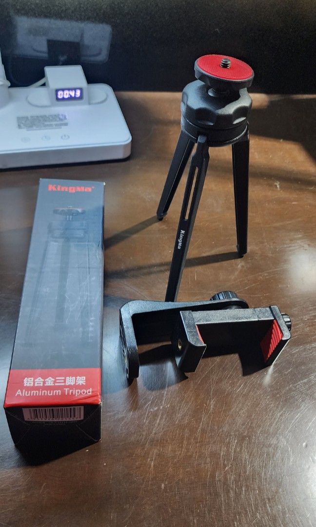 Kingma Aluminum desktop mini tripod (Category: Tripods & Monopods) located in Baguio. Submitted by coffeesilvershadow_28 (Listing ID 1470397828, Image 1). Description: - From HK box - Kasama na po ung cellphone holder - Baguio dropping - Jnt shipping- Payment first plus sf before shipping.
