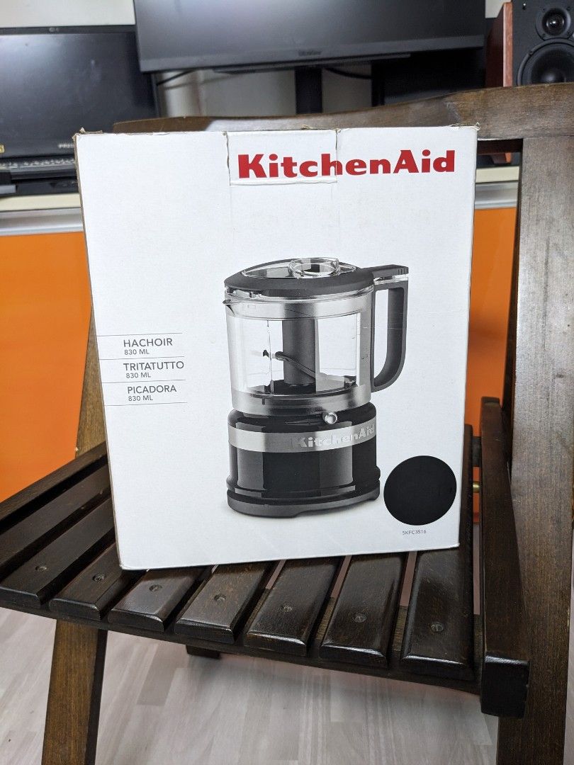 KitchenAid 830ml Food Chopper Black 5KFC3516 (Category: Juicers, Blenders & Grinders) located in Manila. Submitted by itsmrkdv (Listing ID 1470490018, Image 1). Description: - Brand: KitchenAid - Color: Black - Capacity: 830ml bowl with convenient pouring spout and handle - Perfect for quick prep tasks like chopping herbs and making dressings - Compact and space-saving design - Includes original retail box - Condition: Excellent / Ready to ship.