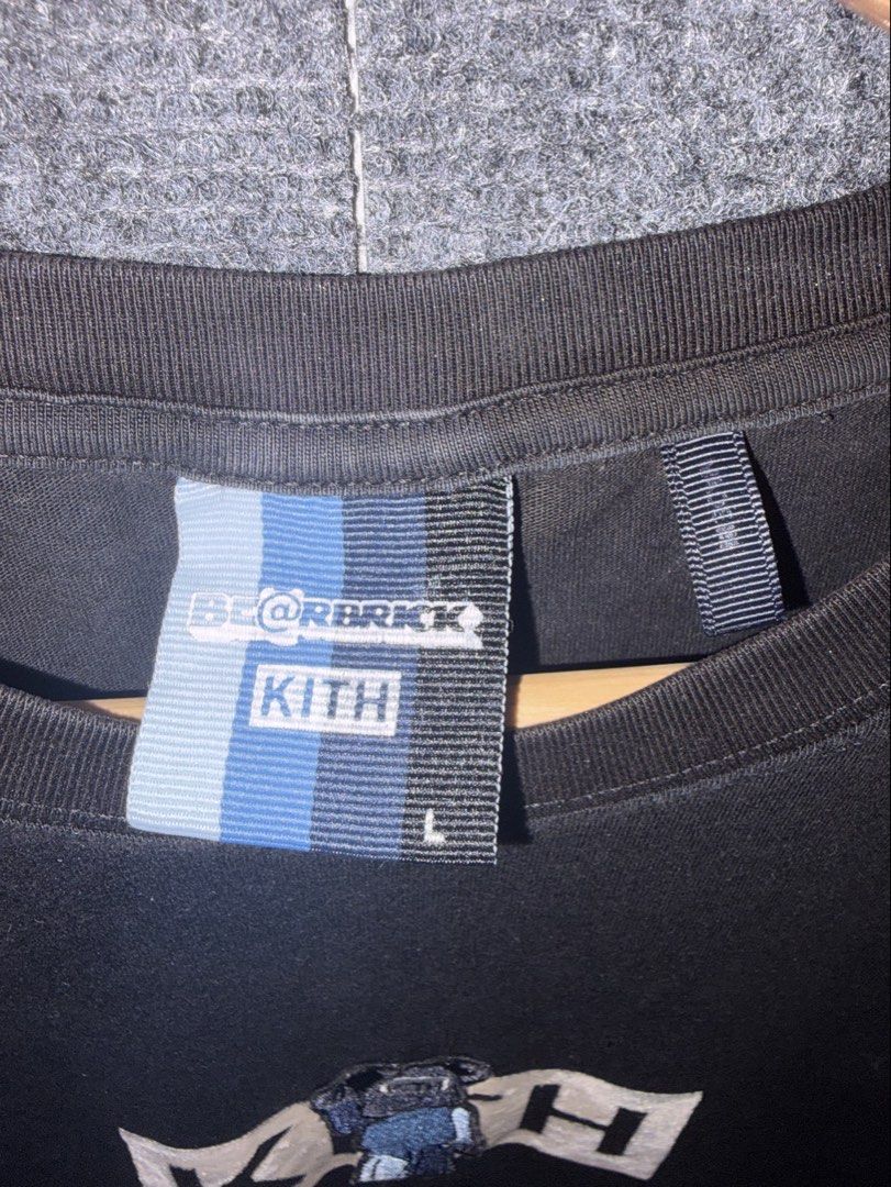 Kith x bearbrick (Category: Activewear) located in Baguio. Submitted by picksby_mik (Listing ID 1470522425, Image 3). Description: very good condition 9/10 color rate 21x28.