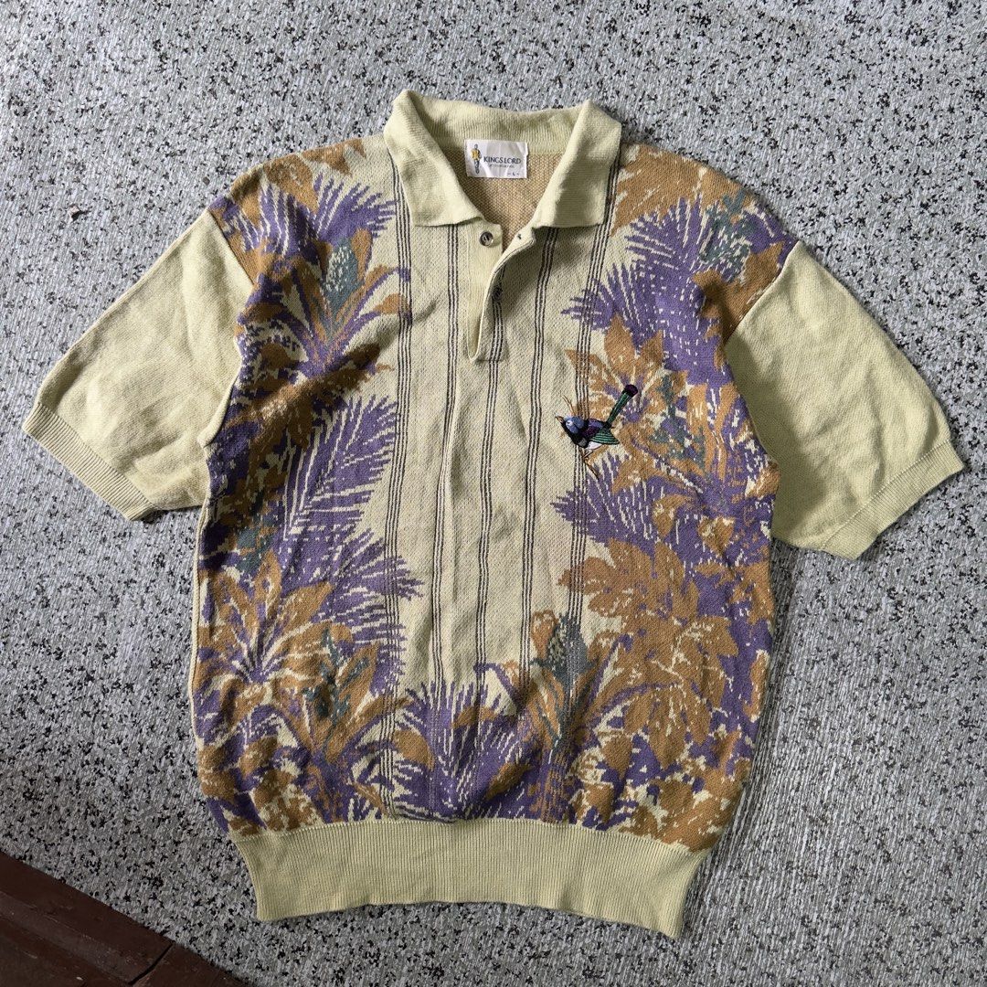 Knited Polo Shirt (Category: Coats, Jackets and Outerwear) located in Baguio. Submitted by secondoption.ph (Listing ID 1470502291, Image 1). Description: Fitting medium-large Length 26.5 Width 21.