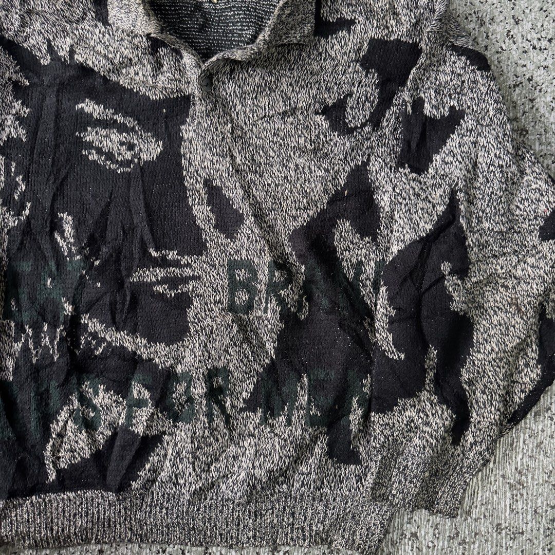 Knited Polo Sweater (Category: Coats, Jackets and Outerwear) located in Baguio. Submitted by secondoption.ph (Listing ID 1470508856, Image 3). Description: Fitting medium Length 23.5 Widrh 23.