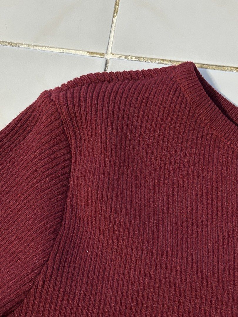 Knitted Maroon Asymmetrical Top (Category: Longsleeves) located in Manila. Submitted by viyyu (Listing ID 1470415449, Image 3). Description: •shoulder cutout with self-tie string detail on one shoulder •Slim fit with round neckline •Stretchy ribbed knit with good stretch •thick fabric.