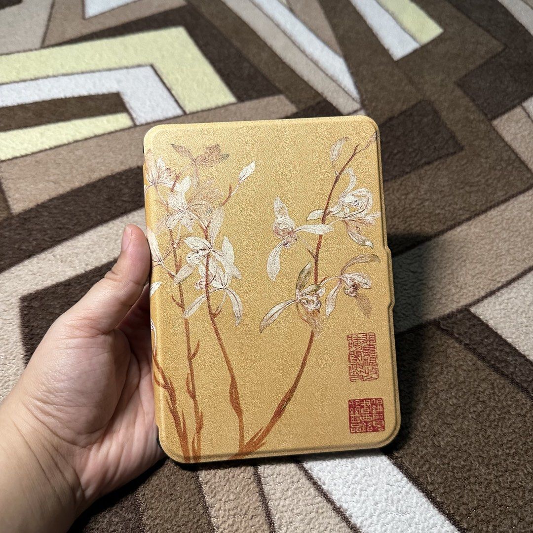 Kobo Clara BW/Colour Sleep Case (Category: Cases & Sleeves) located in Sogod. Submitted by kireina_ (Listing ID 1470453909, Image 2). Description: - brand new + never used - no defects/issues - has nice grainy texture RFS: decided i prefer kindles .