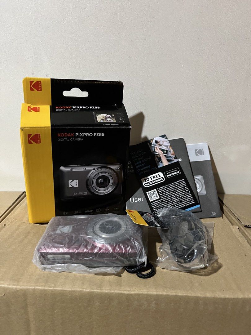 Kodak Pixpro Fz55 (Category: Cameras) located in Manila. Submitted by workchatd15681 (Listing ID 1470479711, Image 3). Description: Bought in October 2025 then used only once for a beach trip. Comes with free memory card. RFS: Got my dream camera a week later.