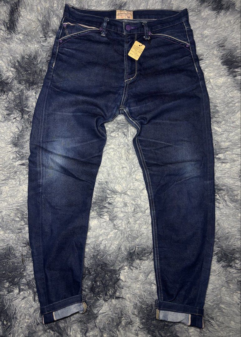 Korakublue Selvedge (Category: Jeans) located in Legazpi City. Submitted by thesource052 (Listing ID 1470359239, Image 1). Description: Korakublue selvedge jeans Size:30 Length:38” Leg opening: 6” Color rate:10/10 Cloth rate: 10/10 Good as brand new Crispy pa. Stretchable 1200 Only.