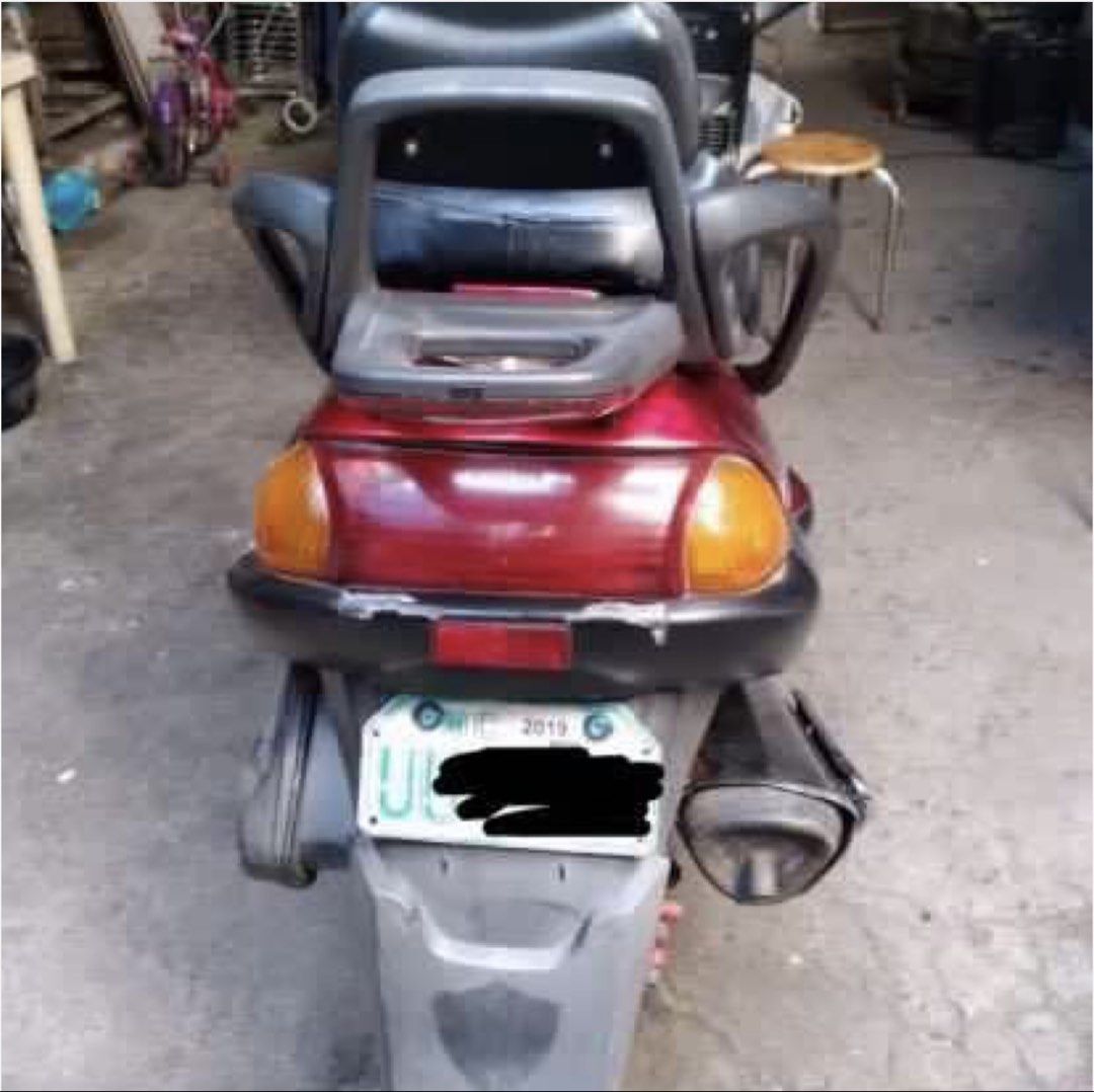 Kymco Dink Scooter Red (Category: Motorbikes for Sale) located in Manila. Submitted by abcdhey3 (Listing ID 1470373765, Image 3). Description: 5000, still negotiable.