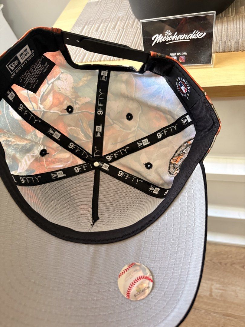 LA Dodgers “Fall Leaves” 950 a frame (Category: Caps & Hats) located in Las Pinas. Submitted by themerchandise_ph (Listing ID 1470372738, Image 2). Description: ‼️❇️H A T S F O R S A L E❇️‼️ ◽️Los Angeles Dodgers☑️☑️☑️ ◽️Style: 9F1FTY A Frame Snapback ◽️Design: “🍁Fall Leaves🍂” ◽️Brand : N3W €RA🧢🧢🧢 ◽️Price: PHP2,100(each)💸 + Shipping📦 ◽️COP☑️COD☑️Installment☑️DP Required ◽️100% Legit and Brand new💯 ◽️No returns/cancellations/change item❌ ◽