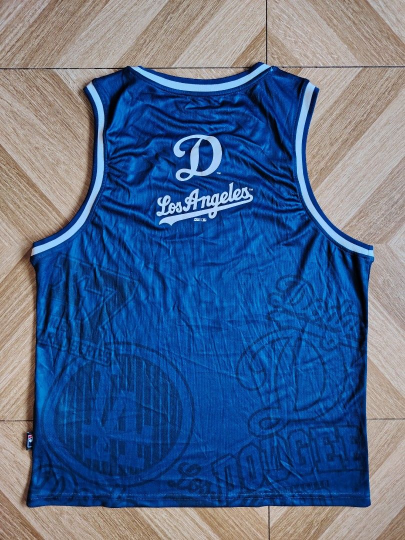 LA DODGERS JERSEY (Category: Activewear) located in Marikina City. Submitted by kingdrel (Listing ID 1470370131, Image 2). Description: LA DODGERS JERSEY W 22.5 L 29 VERYGOOD CONDITION NO ISSUE COLORATE 9.5-10.
