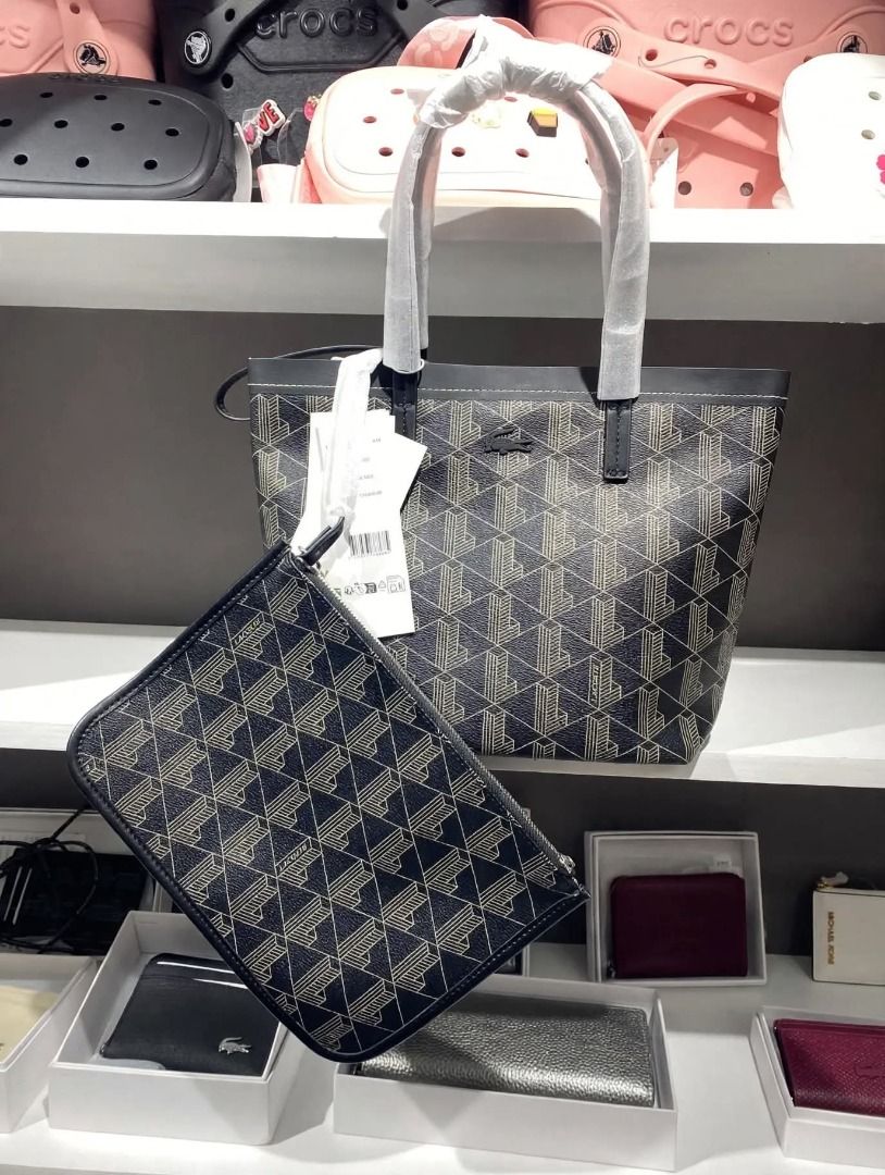 Lacoste Small zely top zipper - Black (Category: Tote Bags) located in Rizal. Submitted by hiraya16 (Listing ID 1470467207, Image 1). Description: Onhand ready to ship.