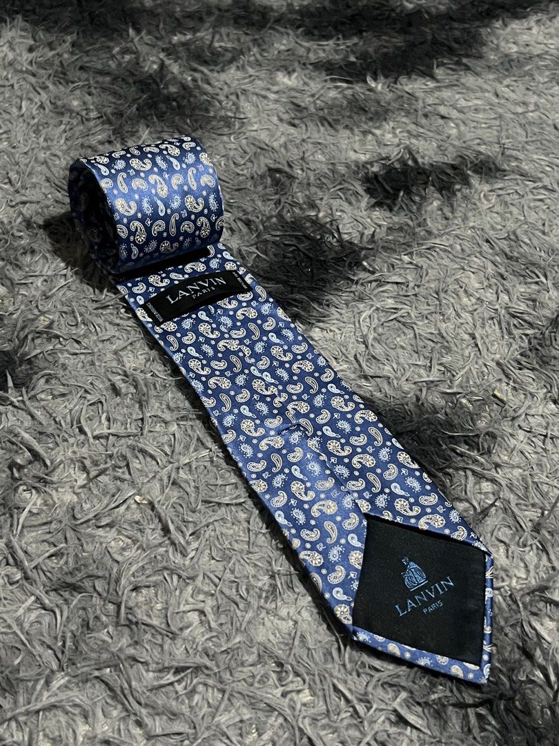 Lanvin Paris blue paisley necktie (Category: Ties) located in Cebu City. Submitted by drip_block (Listing ID 1470377180, Image 1). Description: Vintage Lanvin Paris necktie Intricate blue and multi-colored paisley pattern design 100% silk✅ Very good condition✅ WTS sa mga blues na tropa natin jan pang dagdag sa accessories nyo 🌐Can ship nationwide 🚚Courier: J&T express/Maxim 💸MOP: cash/gcash 📍LAPU LAPU CITY, CEBU ✅DF/SF will be shoulder by the