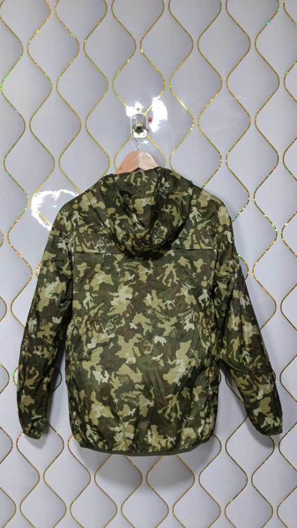 Lativ windbreaker (Category: Coats, Jackets and Outerwear) located in Manila. Submitted by zariyah.1986 (Listing ID 1470487612, Image 2). Description: lativ windbreaker Medium on tag dimes 21x26 as new condition no issue .