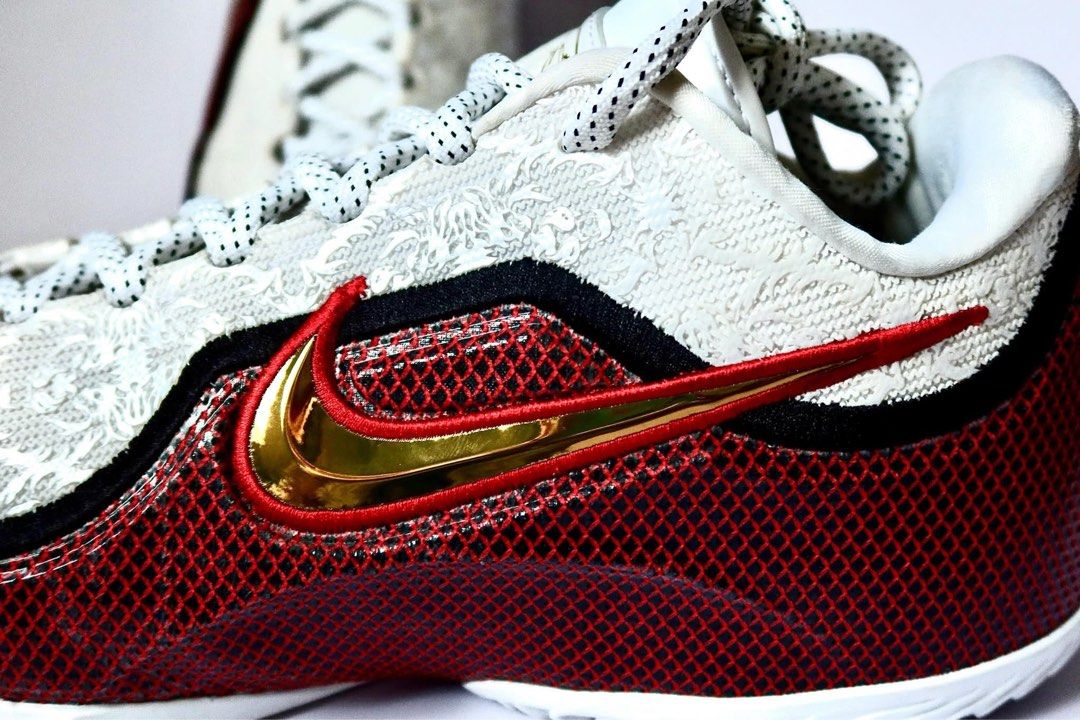 Lebron 23 “Grand Opening” | Size 12 Mens (Category: Sneakers) located in Mandaluyong City. Submitted by dkgsoles (Listing ID 1470510376, Image 1). Description: Lebron 23 “Grand Opening” Size 12 Mens Used once / Complete ₱4,750 (11,495 SRP) FB: DK Grounded Soles IG: DK Grounded Soles 📍Meetups on nearby areas (Free door-to-door delivery within Makati, Mandaluyong and Pasay) 🛵 MOD: Lalamove, LBC, J&T 💸 MOP: Bank Transfer, GCash, COD 📨 DM us for 