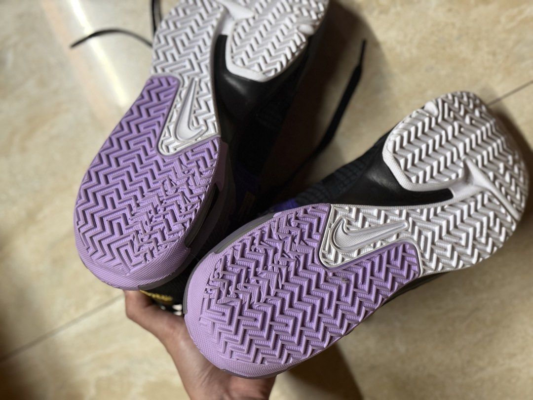 LEBRON WITNESS (Category: Sneakers) located in Manila. Submitted by mira_03 (Listing ID 1470486835, Image 2). Description: Twice lang nagamit No box.