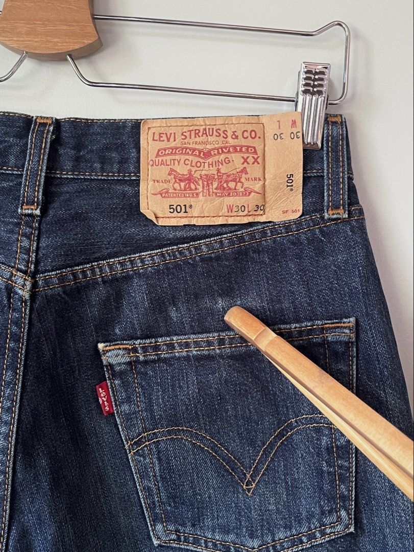 Levi’s 501 Original Fit Button-Fly Jeans (Category: Jeans) located in Cebu City. Submitted by superdreii (Listing ID 1470187026, Image 3). Description: Excellent/Preloved Condition No issue/Flawless 9.9/10 Color rate W-30 L-30 H-9.5 📍Cebu 🚚 J&T EXPRESS DM for sure buyer 📩.