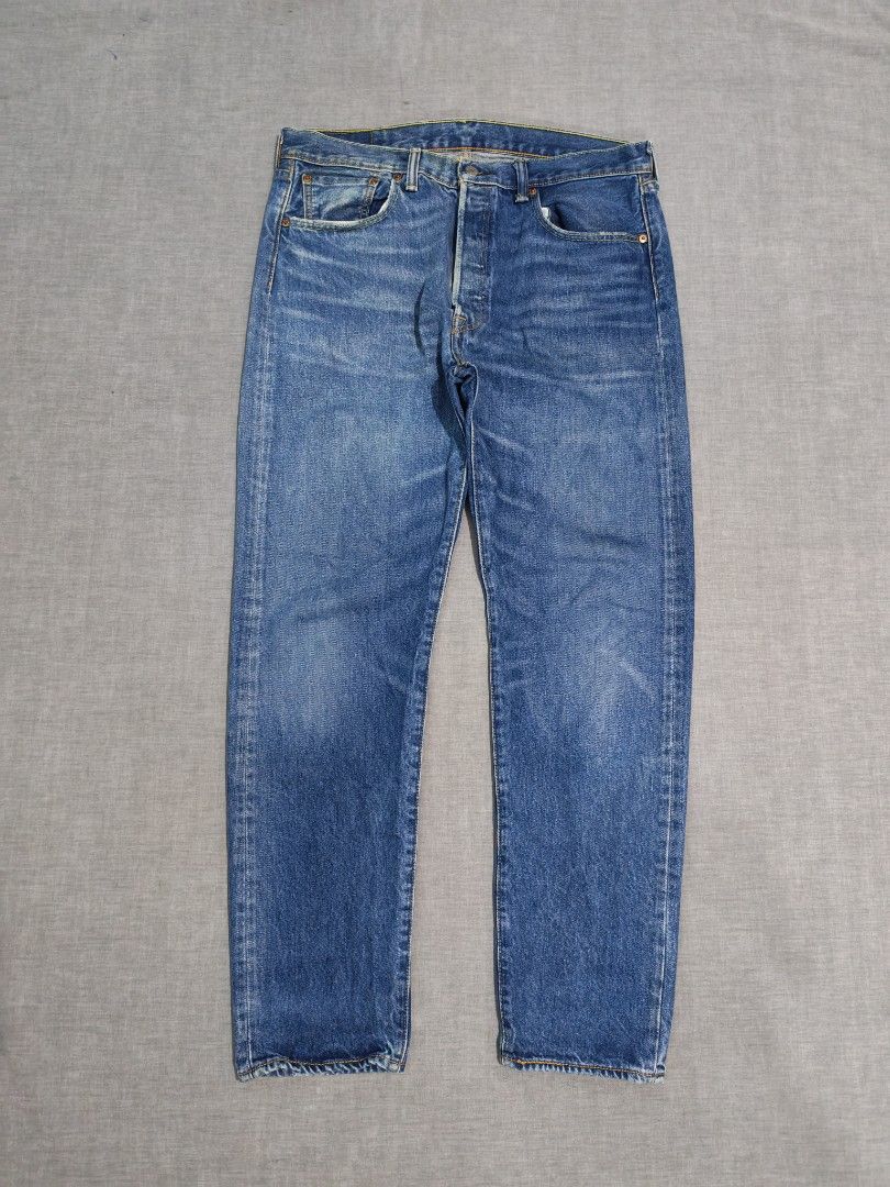 Levis 501ct denim jeans (Category: Jeans) located in Baguio. Submitted by used_clothing2600 (Listing ID 1470358671, Image 1). Description: Levis 501ct denim jeans size 34 verygood condition measurements waist 18 inches front rise 12.5 thigh 12.5 knee 10 length 43 leg opening 7 P 2,300.