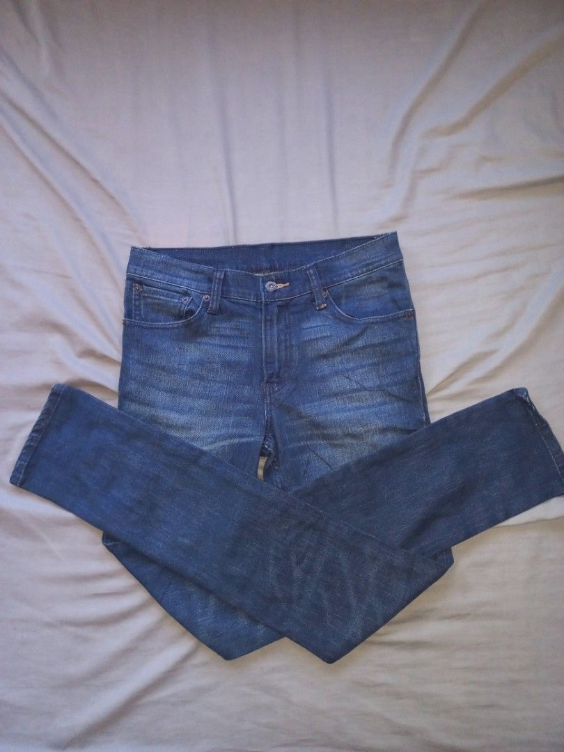 Levis 510 (Category: Jeans) located in Prosperidad. Submitted by kriscastano1968 (Listing ID 1470384299, Image 1). Description: levis 510 skinny for mens waistline 30 to 31 lenght 42½ inches hem 6 as new condition.