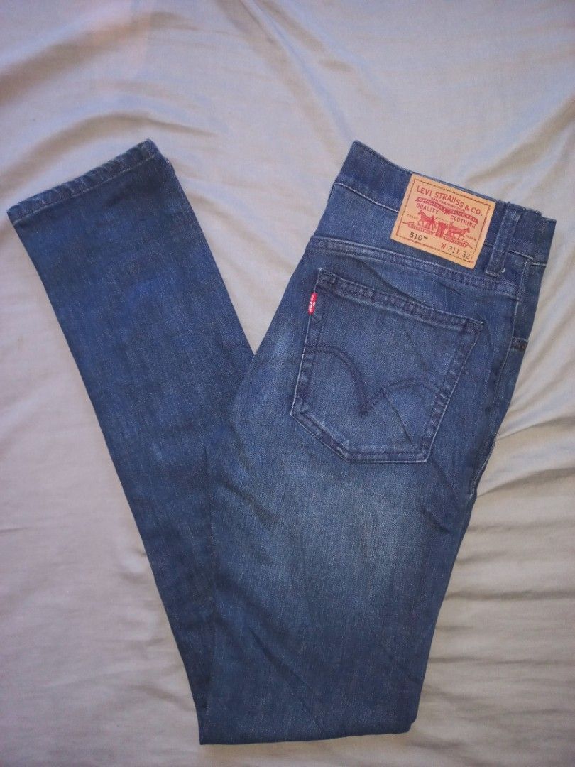 Levis 510 (Category: Jeans) located in Prosperidad. Submitted by kriscastano1968 (Listing ID 1470384299, Image 3). Description: levis 510 skinny for mens waistline 30 to 31 lenght 42½ inches hem 6 as new condition.