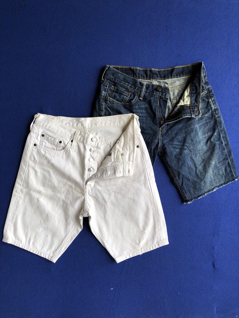 Levi’s 514 and 501 shorts (Category: Shorts) located in Sipalay. Submitted by lptulak (Listing ID 1470508438, Image 1). Description: Levis 514 and 501 Shorts W-29-30 L-18.5 Excellent condition No issues 1500 for both.