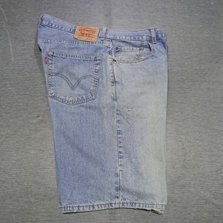 (Category: ) located in . Submitted by sangkalamsthrift88 (Listing ID 1470399851, Image 1). Description: .