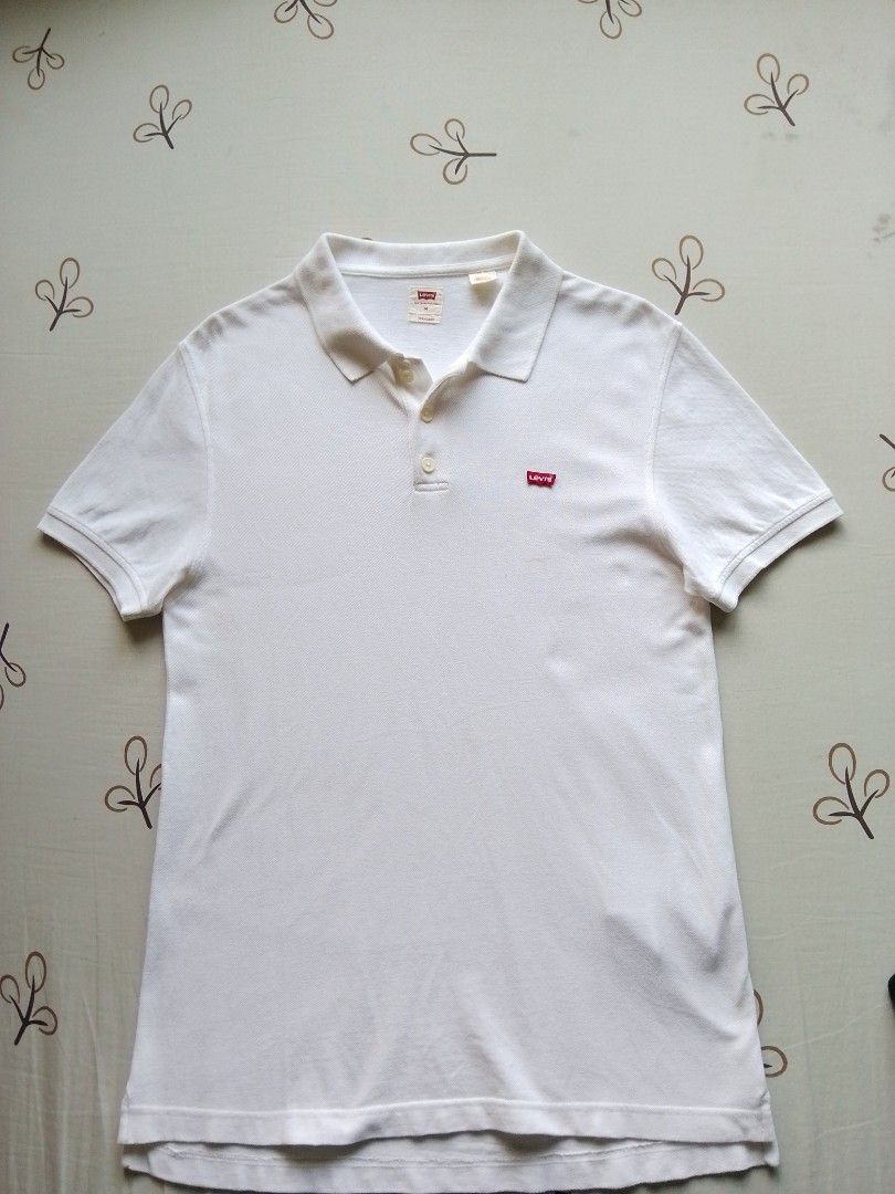 Levis Polo Shirt (Category: Tshirts & Polo Shirts ) located in Mabalacat. Submitted by zero2mthrift (Listing ID 1470425289, Image 1). Description: Excellent condition Size Meduim on Tag/fittings No issue 21 width 28length Complete tags and details. Authentic. Location: Pampanga.