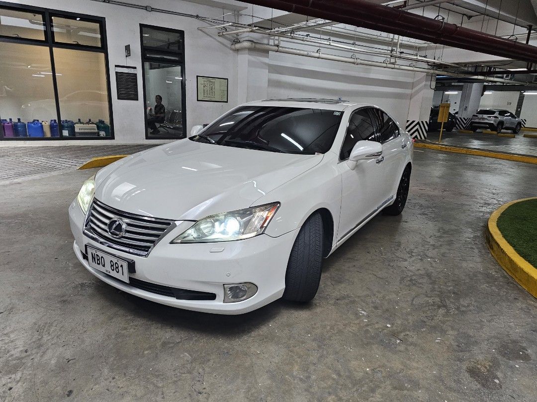 Lexus ES ES 350 Auto (Category: Used Cars) located in Pasig City. Submitted by ronila.jane (Listing ID 1470362062, Image 3). Description: 2010 Lexuse ES 350 74K mileage Cracking dashboard fixed and changed to leather..