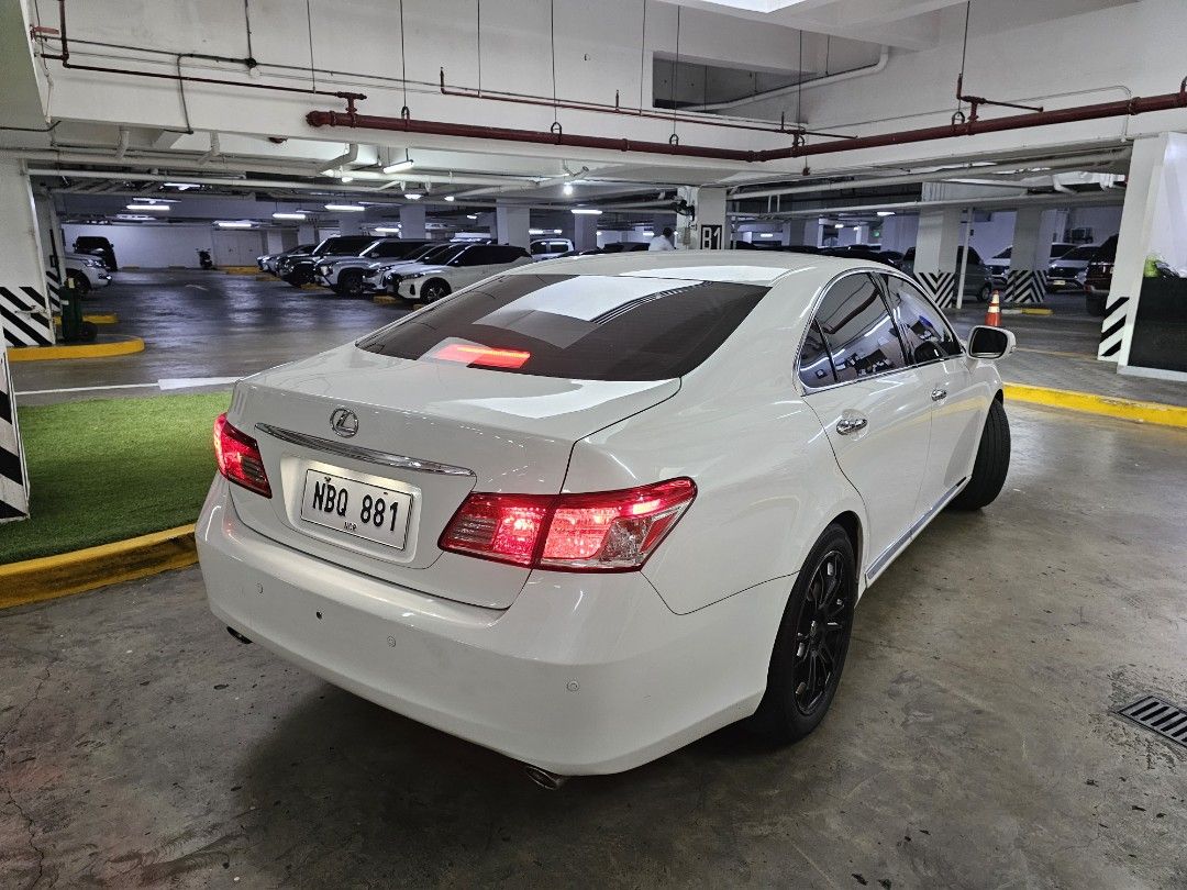Lexus ES ES 350 Auto (Category: Used Cars) located in Pasig City. Submitted by ronila.jane (Listing ID 1470362062, Image 1). Description: 2010 Lexuse ES 350 74K mileage Cracking dashboard fixed and changed to leather..