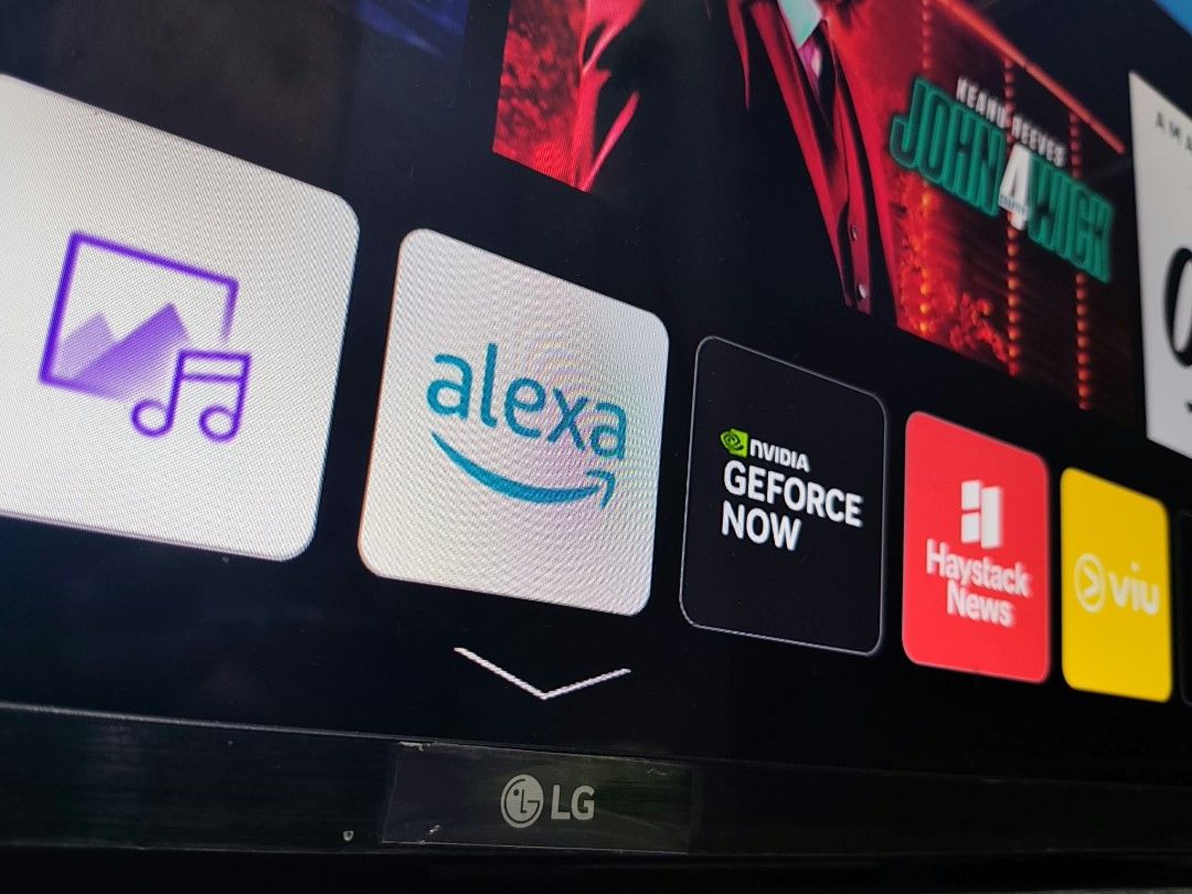 LG 43" 4K UHD SMART TV (Category: TV) located in Manila. Submitted by zakiieeeee (Listing ID 1470552394, Image 3). Description: - Brand: LG 4K UHD SMART TV. - Streaming: Access Netflix, YouTube, Disney+, Prime Video, and Alexa directly - Included: Original Magic Remote with numeric keypad and shortcuts - Extra: Black metal wall mount bracket included - Condition: Tested, fully working, with a bright and clear screen *NO ISSUE AND NO HISTORY REPAI