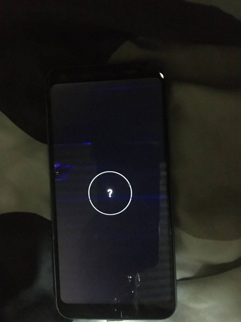 LG Q7+ phone (Category: Early Generation Mobile Phones) located in Quezon City. Submitted by livkatecooke (Listing ID 1470465269, Image 2). Description: - Brand/Model: LG Q7+ phone - Condition: Pre-loved, heavy scratches and cracks on the screen, displays question mark icon when powered/plugged - Intended Use: Ideal for spare parts, repair, or tech hobbyist project - Shipping/Mailing: Available, Lalamove buyer will shoulder shipping fee .