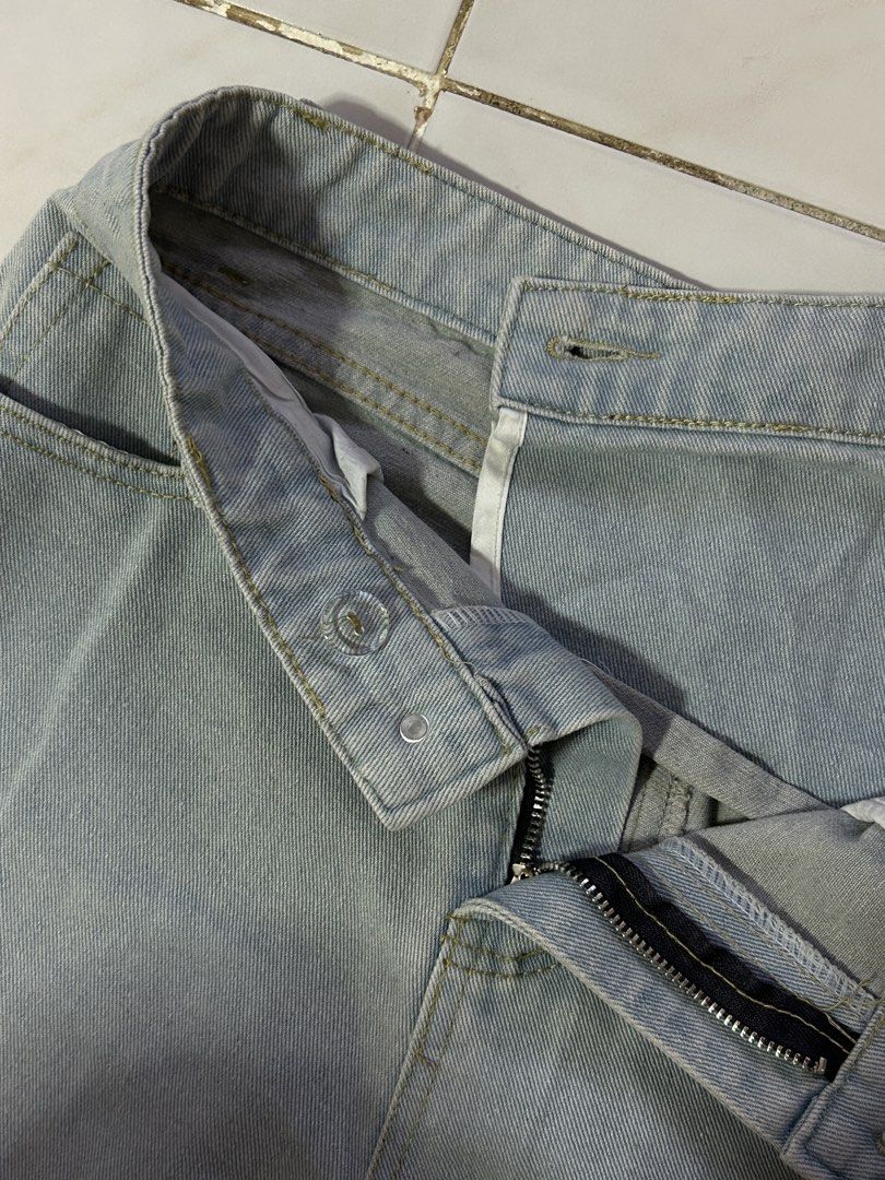 Light Wash Asymmetrical Jeans (Category: Jeans) located in Manila. Submitted by viyyu (Listing ID 1470416183, Image 3). Description: •Loose straight-leg denim jeans •asymmetric crossover design •Light wash with no heavy fading •Button fly, zip closure, and back pockets.